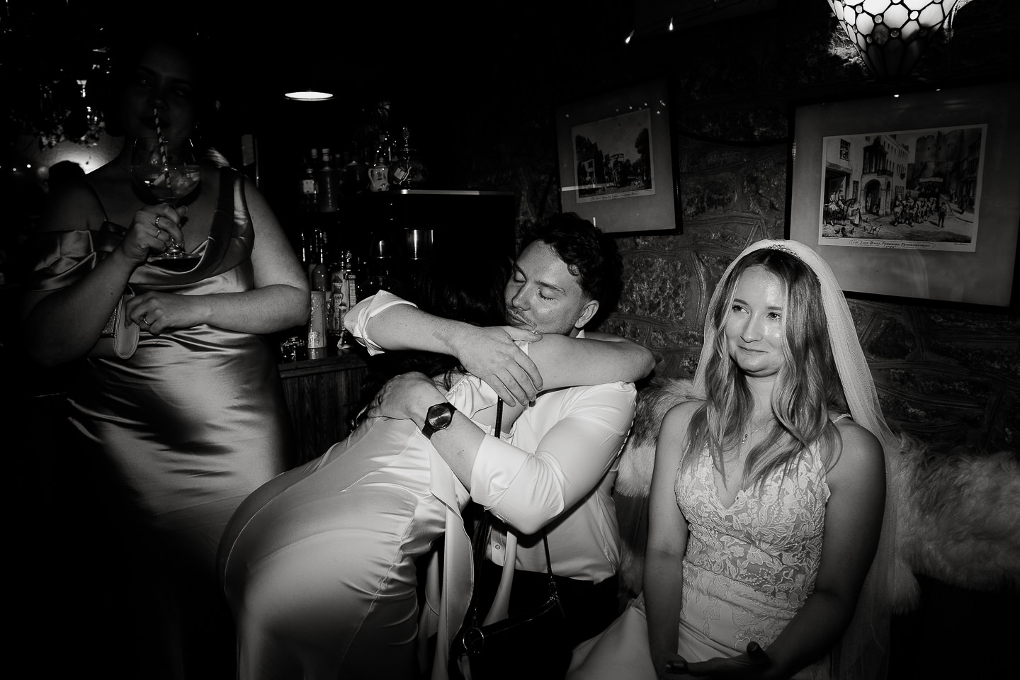 BECKY CHARLIE USK CASTLE WEDDING PHOTOGRAPHY 027 BECKY CHARLIE USK CASTLE WEDDING PHOTOGRAPHY 027